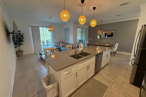 Townhouse in Kissimmee, Florida 4 bedrooms, 176.7 sq.m. № 2339761 - photo 19