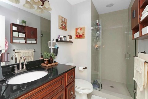 House in Hollywood, Florida 2 bedrooms, 112.88 sq.m. № 1964220 - photo 16