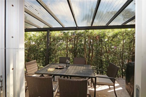 House in Hollywood, Florida 2 bedrooms, 112.88 sq.m. № 1964220 - photo 20