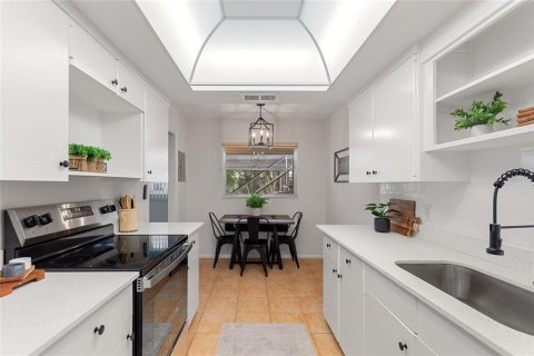 Купить кондоминиум в Сарасота, Флорида 7 комнат, 117.06м2, № 1679788 - фото 6