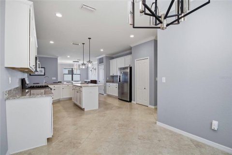 Купить виллу или дом в Лейквуд Ранч, Флорида 9 комнат, 210.61м2, № 2095190 - фото 23