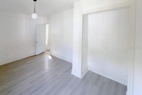 Villa ou maison à louer à Bradenton, Floride: 3 chambres, 165.55 m2 № 2432628 - photo 11
