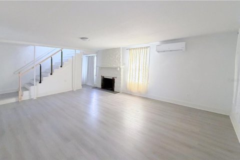 Villa ou maison à louer à Bradenton, Floride: 3 chambres, 165.55 m2 № 2432628 - photo 7