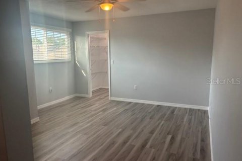 Casa en venta en New Port Richey, Florida, 2 dormitorios, 126.25 m2 № 1760135 - foto 16