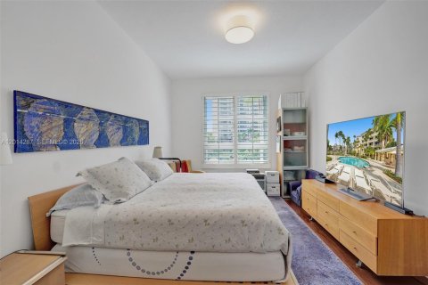 Condo in Key Biscayne, Florida, 2 bedrooms  № 2076509 - photo 5