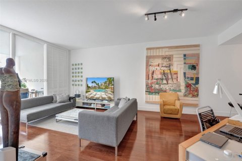 Condo in Key Biscayne, Florida, 2 bedrooms  № 2076509 - photo 4