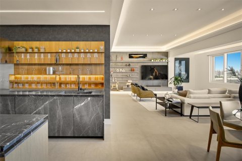 Copropriété à vendre à Miami Beach, Floride: 2 chambres, 152.36 m2 № 1969005 - photo 1