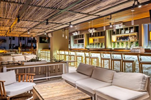 Copropriété à vendre à Miami Beach, Floride: 2 chambres, 152.36 m2 № 1969005 - photo 13