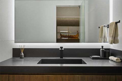 Copropriété à vendre à Miami Beach, Floride: 2 chambres, 152.36 m2 № 1969005 - photo 28