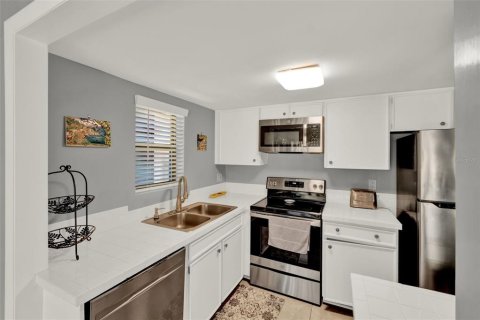 Condominio en venta en Longwood, Florida, 2 dormitorios, 105.91 m2 № 1847162 - foto 11