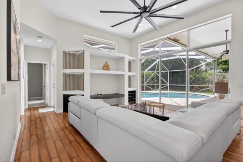 House in Parkland, Florida 4 bedrooms, 232.63 sq.m. № 2147169 - photo 19
