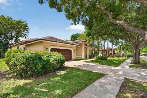 House in Parkland, Florida 4 bedrooms, 232.63 sq.m. № 2147169 - photo 2