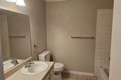 Condominio en alquiler en Orlando, Florida, 2 dormitorios, 90.67 m2 № 1858428 - foto 13