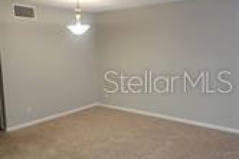 Condominio en alquiler en Orlando, Florida, 2 dormitorios, 90.67 m2 № 1858428 - foto 4
