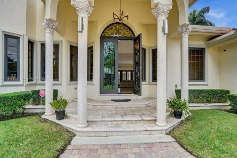 Villa ou maison à vendre à Davie, Floride: 5 chambres, 466.83 m2 № 1957469 - photo 4