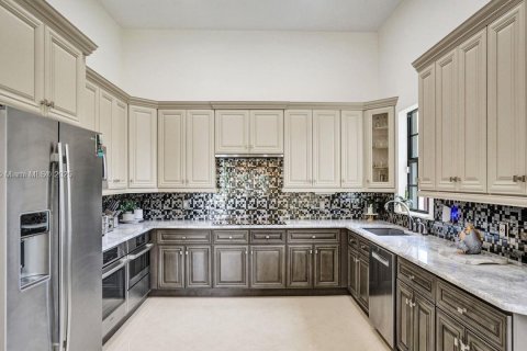 Villa ou maison à vendre à Davie, Floride: 5 chambres, 466.83 m2 № 1957469 - photo 10