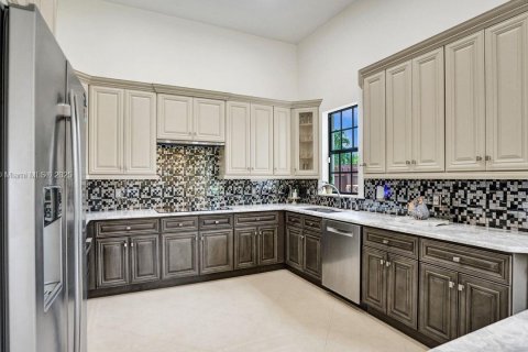 Villa ou maison à vendre à Davie, Floride: 5 chambres, 466.83 m2 № 1957469 - photo 16