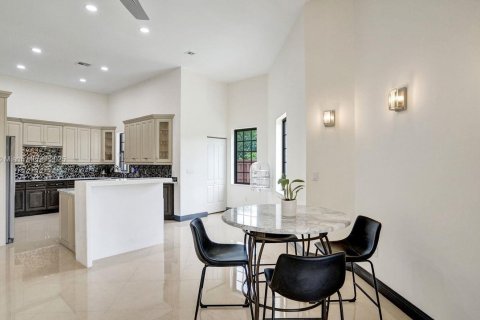 Villa ou maison à vendre à Davie, Floride: 5 chambres, 466.83 m2 № 1957469 - photo 24