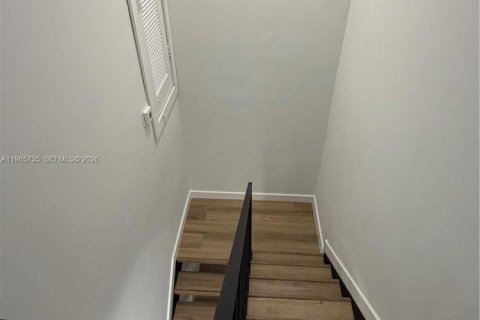 Townhouse in Miami, Florida 3 bedrooms, 152.36 sq.m. № 2031403 - photo 15