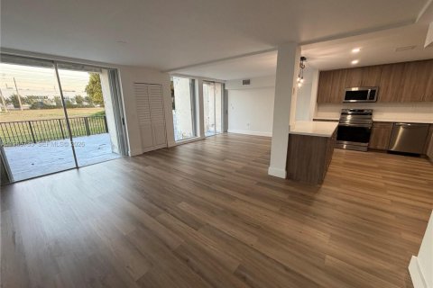 Townhouse in Miami, Florida 3 bedrooms, 152.36 sq.m. № 2031403 - photo 3