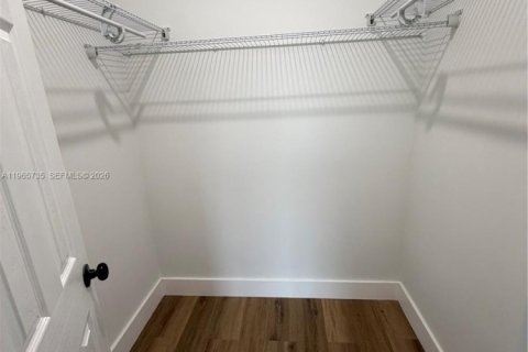 Townhouse in Miami, Florida 3 bedrooms, 152.36 sq.m. № 2031403 - photo 6