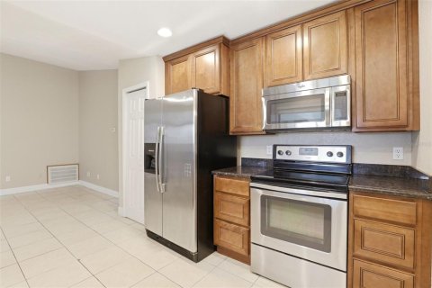 Casa en venta en Orlando, Florida, 4 dormitorios, 163.14 m2 № 2239423 - foto 4