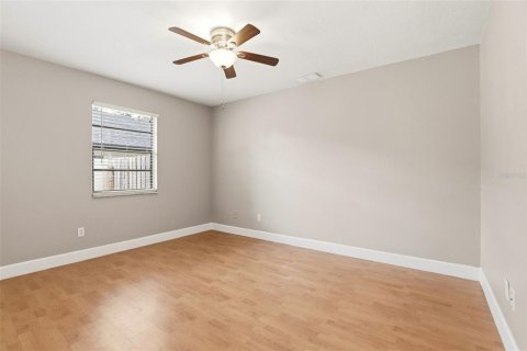 Casa en venta en Orlando, Florida, 4 dormitorios, 163.14 m2 № 2239423 - foto 23