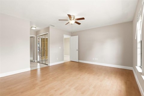 Casa en venta en Orlando, Florida, 4 dormitorios, 163.14 m2 № 2239423 - foto 22