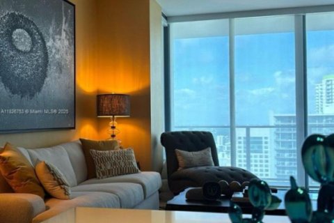 Copropriété à vendre à Miami, Floride: 3 chambres, 154.22 m2 № 1938345 - photo 3