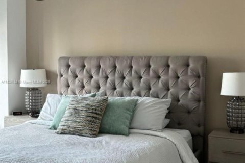 Copropriété à vendre à Miami, Floride: 3 chambres, 154.22 m2 № 1938345 - photo 18