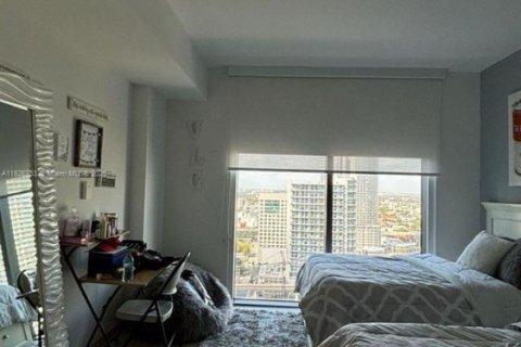 Copropriété à vendre à Miami, Floride: 3 chambres, 154.22 m2 № 1938345 - photo 4