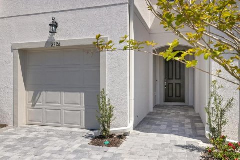 Townhouse in PARKVIEW AT LONG LAKE RANCH in Lutz, Florida 3 bedrooms, 156.08 sq.m. № 1895105 - photo 2