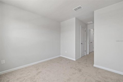 Townhouse in PARKVIEW AT LONG LAKE RANCH in Lutz, Florida 3 bedrooms, 156.08 sq.m. № 1895105 - photo 18