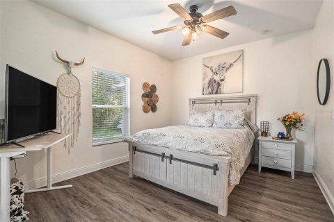 Villa ou maison à vendre à Zephyrhills, Floride: 3 chambres, 98.85 m2 № 2211940 - photo 12