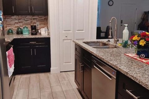 Casa en venta en Ocala, Florida, 4 dormitorios, 165.92 m2 № 1887143 - foto 4
