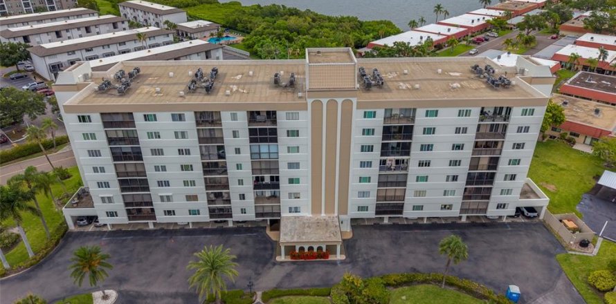 Condo à Clearwater, Floride, 2 chambres  № 2110775
