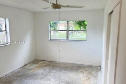 Casa en venta en Deerfield Beach, Florida, 2 dormitorios, 93.65 m2 № 1825728 - foto 25