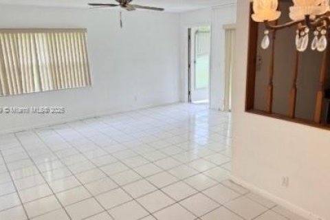 Casa en venta en Deerfield Beach, Florida, 2 dormitorios, 93.65 m2 № 1825728 - foto 14