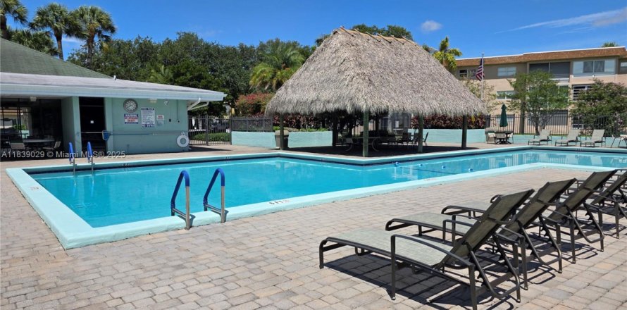 Villa ou maison à Deerfield Beach, Floride 2 chambres, 93.65 m2 № 1825728