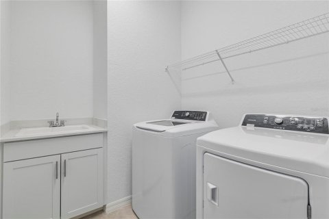 Купить виллу или дом в Венеция, Флорида 8 комнат, 205.69м2, № 1769149 - фото 14