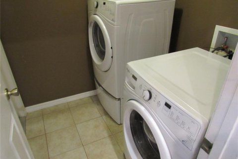 Casa en alquiler en Winter Haven, Florida, 3 dormitorios, 155.52 m2 № 1880622 - foto 19