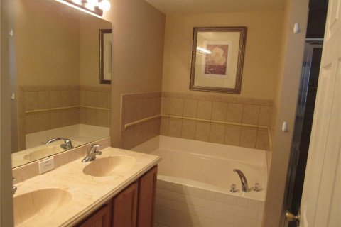 Casa en alquiler en Winter Haven, Florida, 3 dormitorios, 155.52 m2 № 1880622 - foto 13