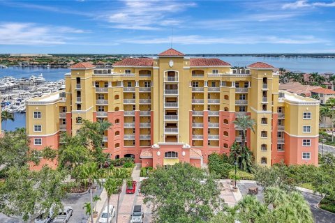 Condo in Palmetto, Florida, 3 bedrooms  № 1908650 - photo 1