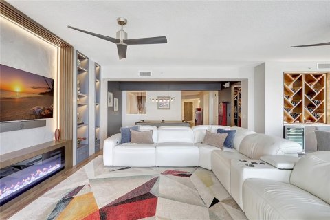 Condo in Palmetto, Florida, 3 bedrooms  № 1908650 - photo 12
