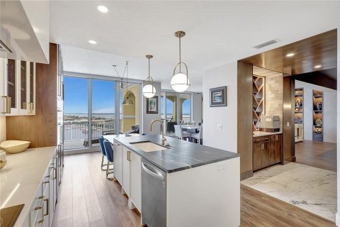 Condo in Palmetto, Florida, 3 bedrooms  № 1908650 - photo 22