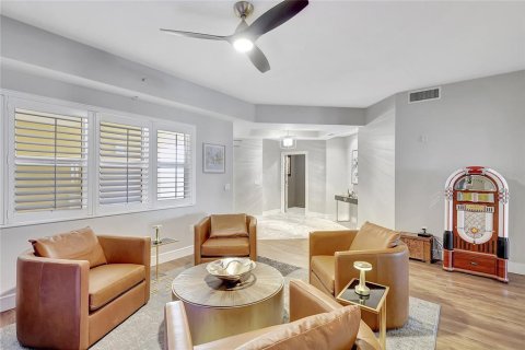 Condo in Palmetto, Florida, 3 bedrooms  № 1908650 - photo 4