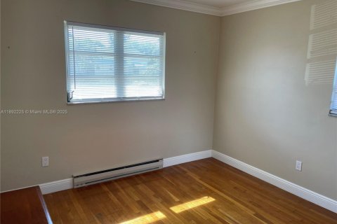 Casa en alquiler en Lake Worth, Florida, 3 dormitorios, 145.48 m2 № 1946210 - foto 10