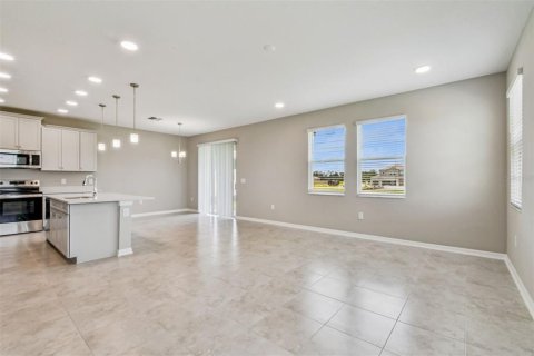 House in Lakeland, Florida 4 bedrooms, 199.09 sq.m. № 1687321 - photo 11