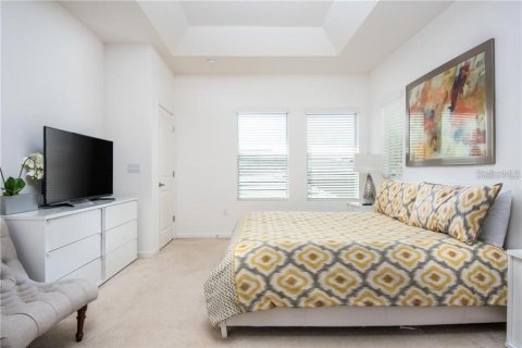 House in Kissimmee, Florida 6 bedrooms, 343.83 sq.m. № 1530561 - photo 15