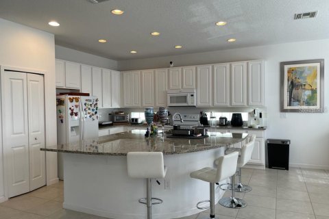 Casa en venta en Kissimmee, Florida, 6 dormitorios, 343.83 m2 № 1530561 - foto 5